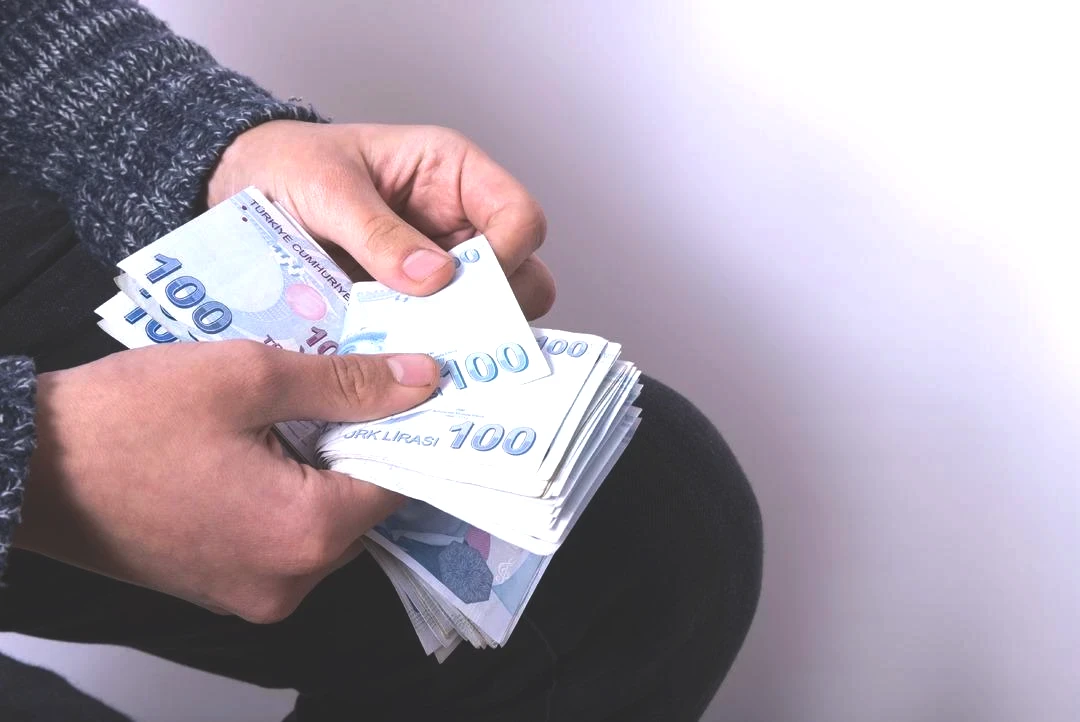 En düşük emekli maaşı için Alacağımız rakam bu diyerek açıkladı! Tahtada tek tek gösterdi 3